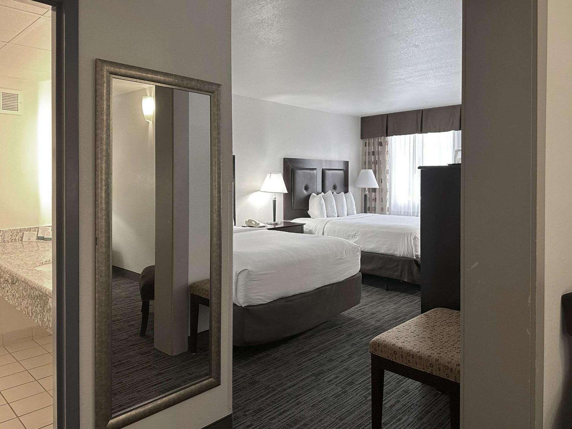 Quality Inn & Suites Everett Luaran gambar